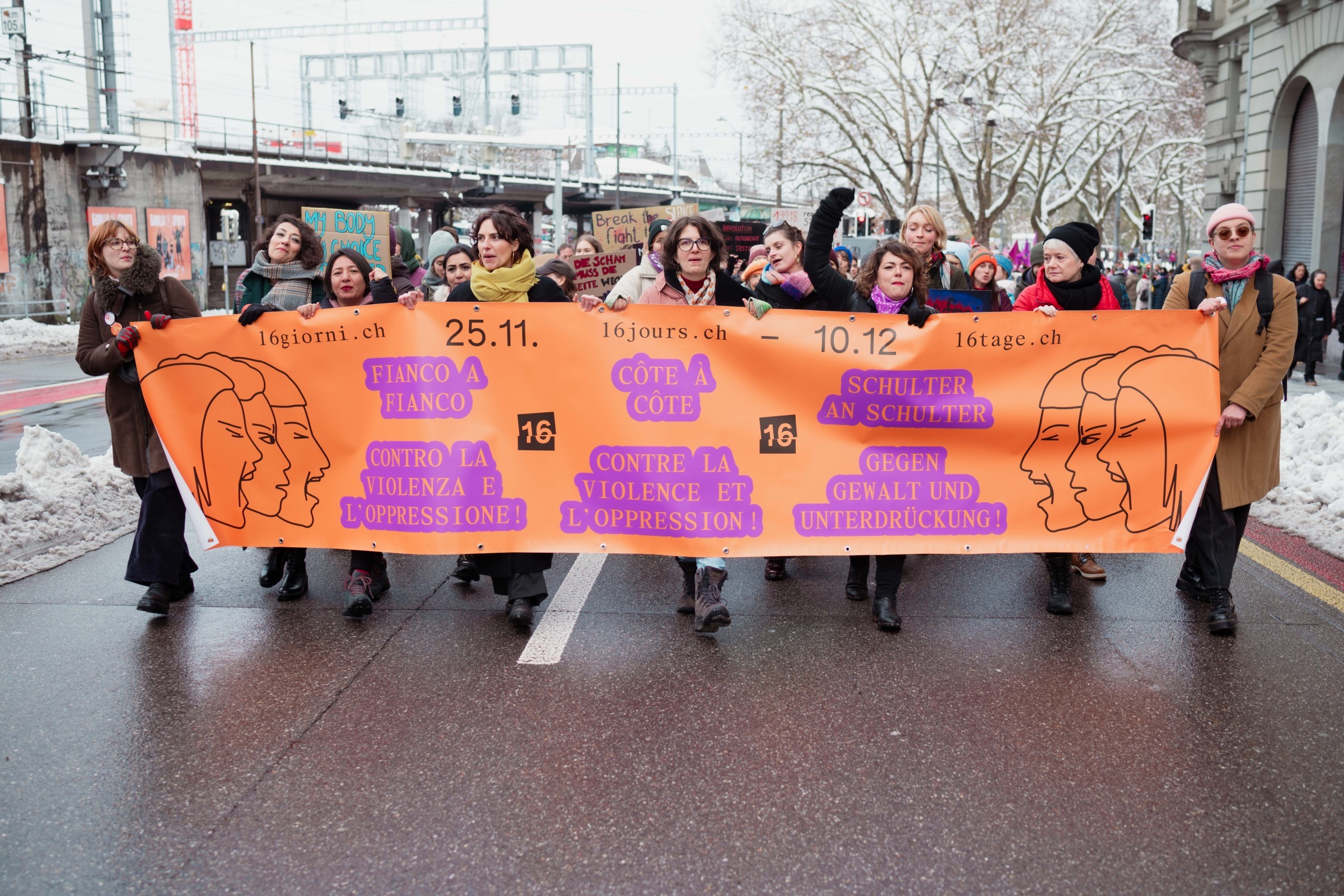 Demonstration der 16 Tage gegen Gewalt an Frauen 2024, organisiert von Frieda.